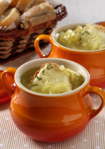 Sopa de Cebola Gratinada - receita Cinthya Maggi. Créditos da imagem: Lang