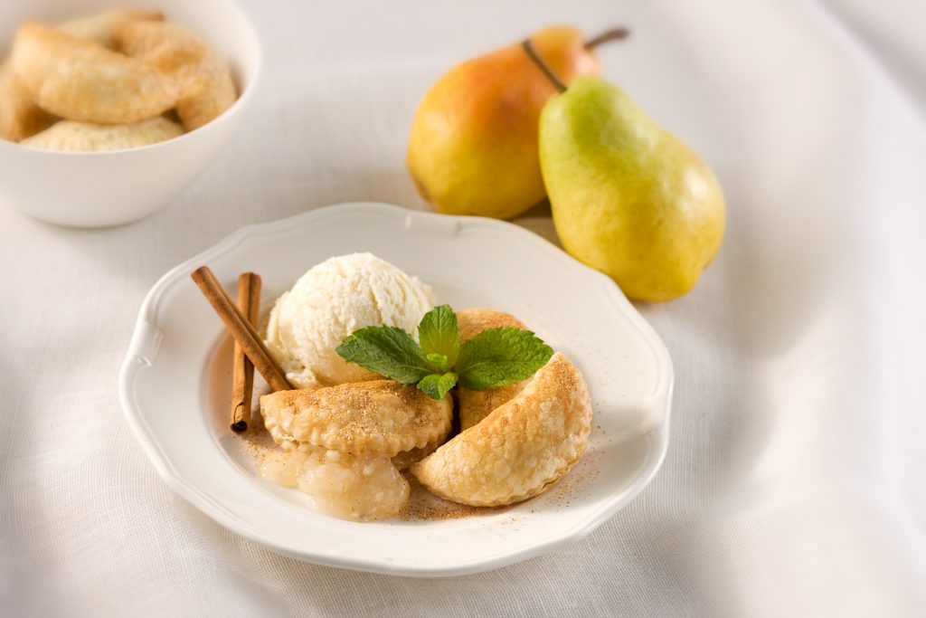 Pastel de Peras e Castanha do Brasil - Receita Cinthya Maggi Foto: Marcelo Ribeiro